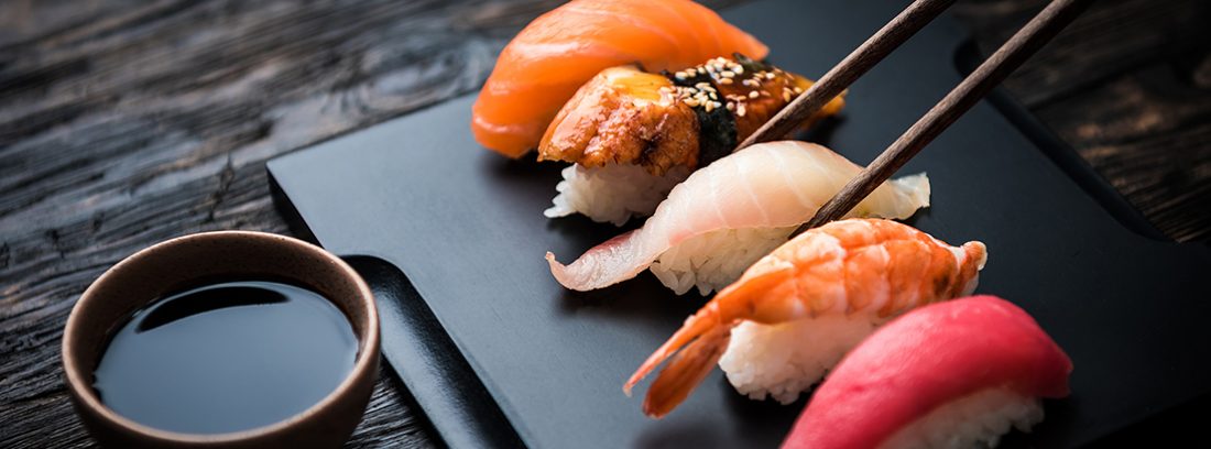 https://www.hogar.mapfre.es/media/2019/01/nigiri-sushi-1100x408.jpg