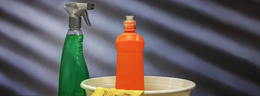 Cómo limpiar una botella por dentro –canalHOGAR