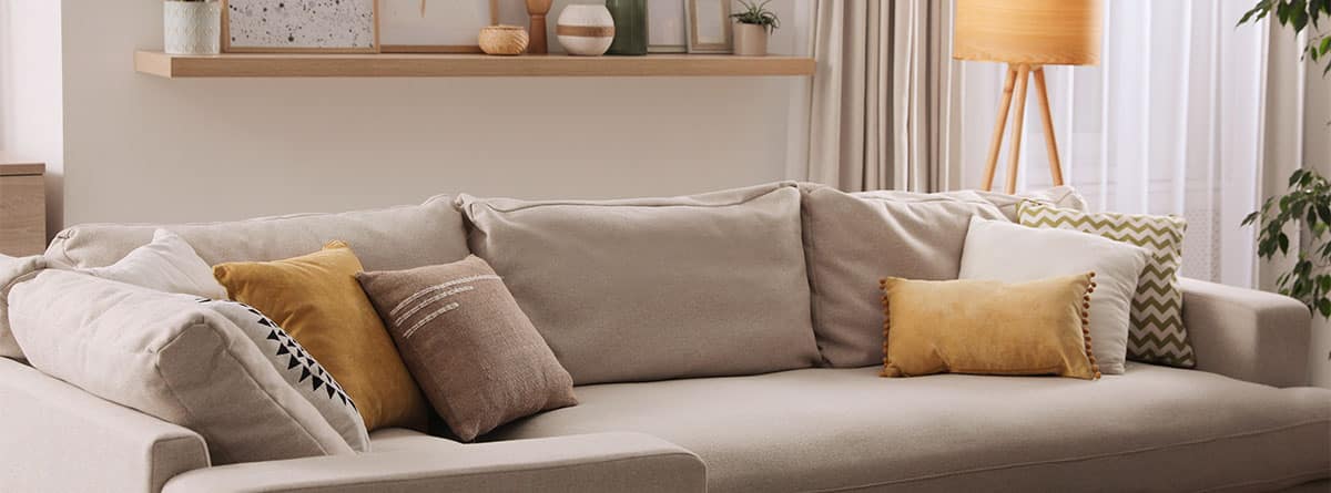 3 combinaciones de cojines para tu sofá (con vídeo)